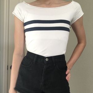 Brandy Melville off the shoulder tee